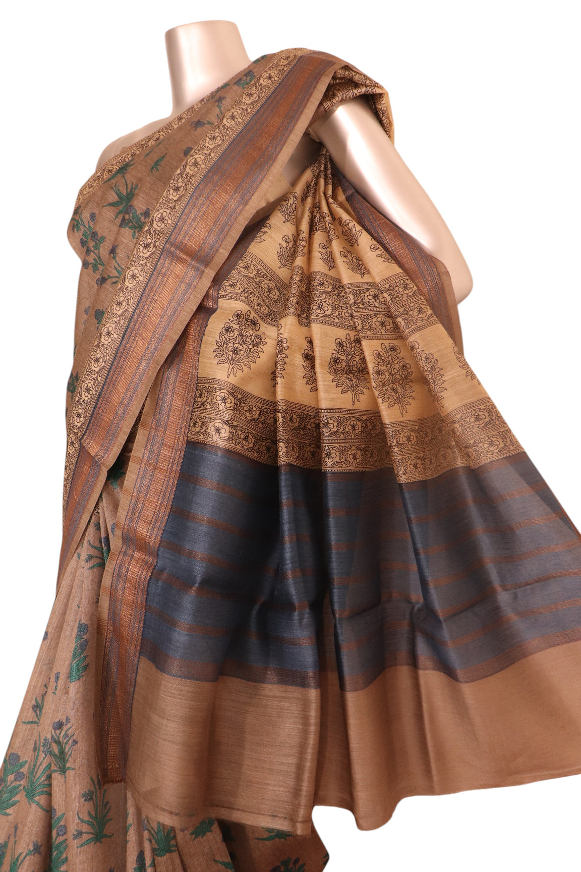 Pure Floral Zari Tussar Silk Saree AK208577