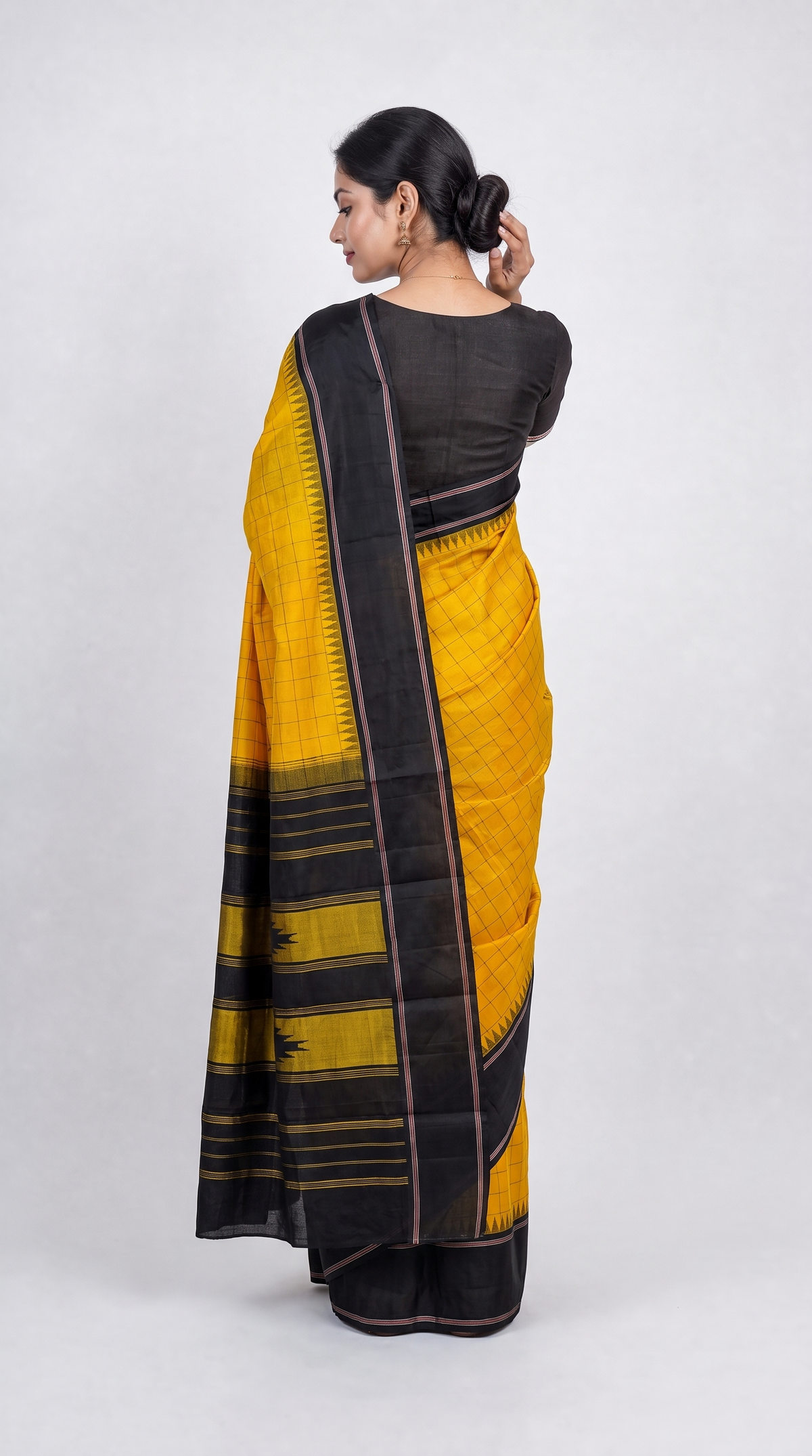 al212537 - back view