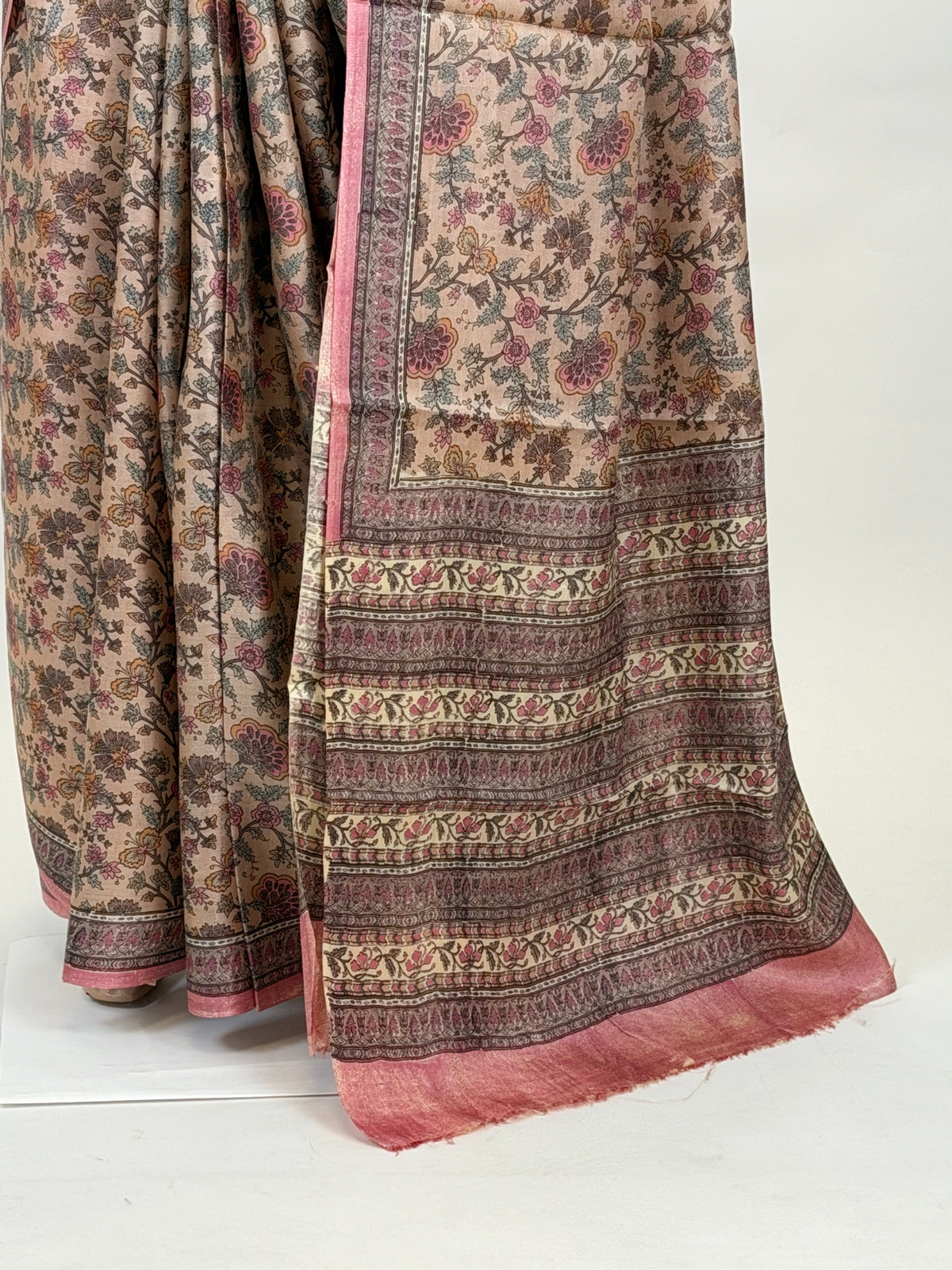 am204460 - pallu image
