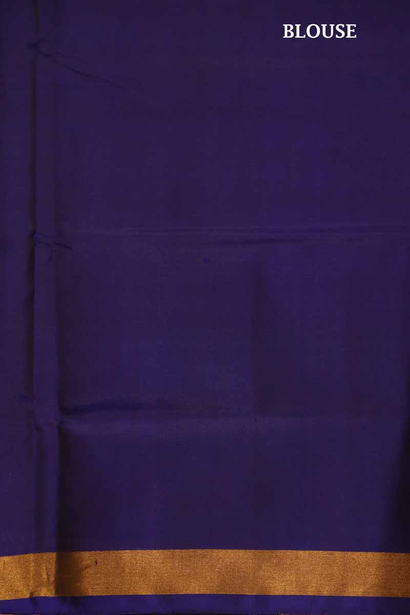 Exclusive Handloom Ikat Patola Silk Saree AI213345