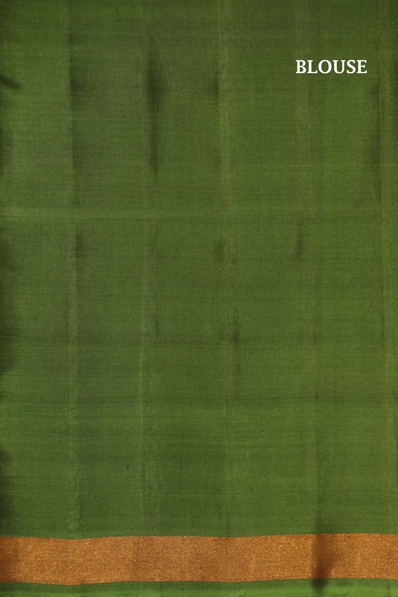 Exclusive Handloom Ikat Patola Silk Saree AI214267