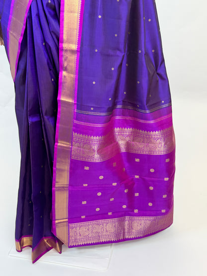 AL211173 - Pallu Image