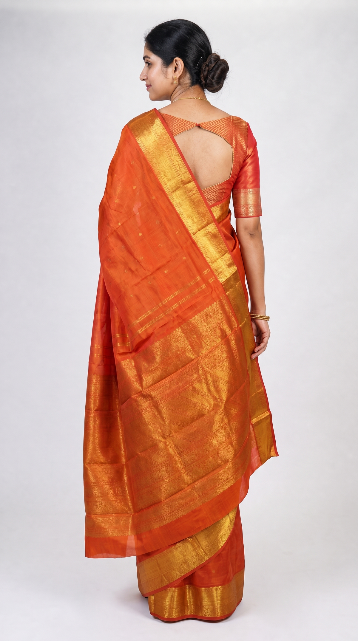 al214113 - back view