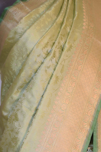 Exclusive Satin Tanchoi Jamawar Silk Saree-Master Weaves AI213914