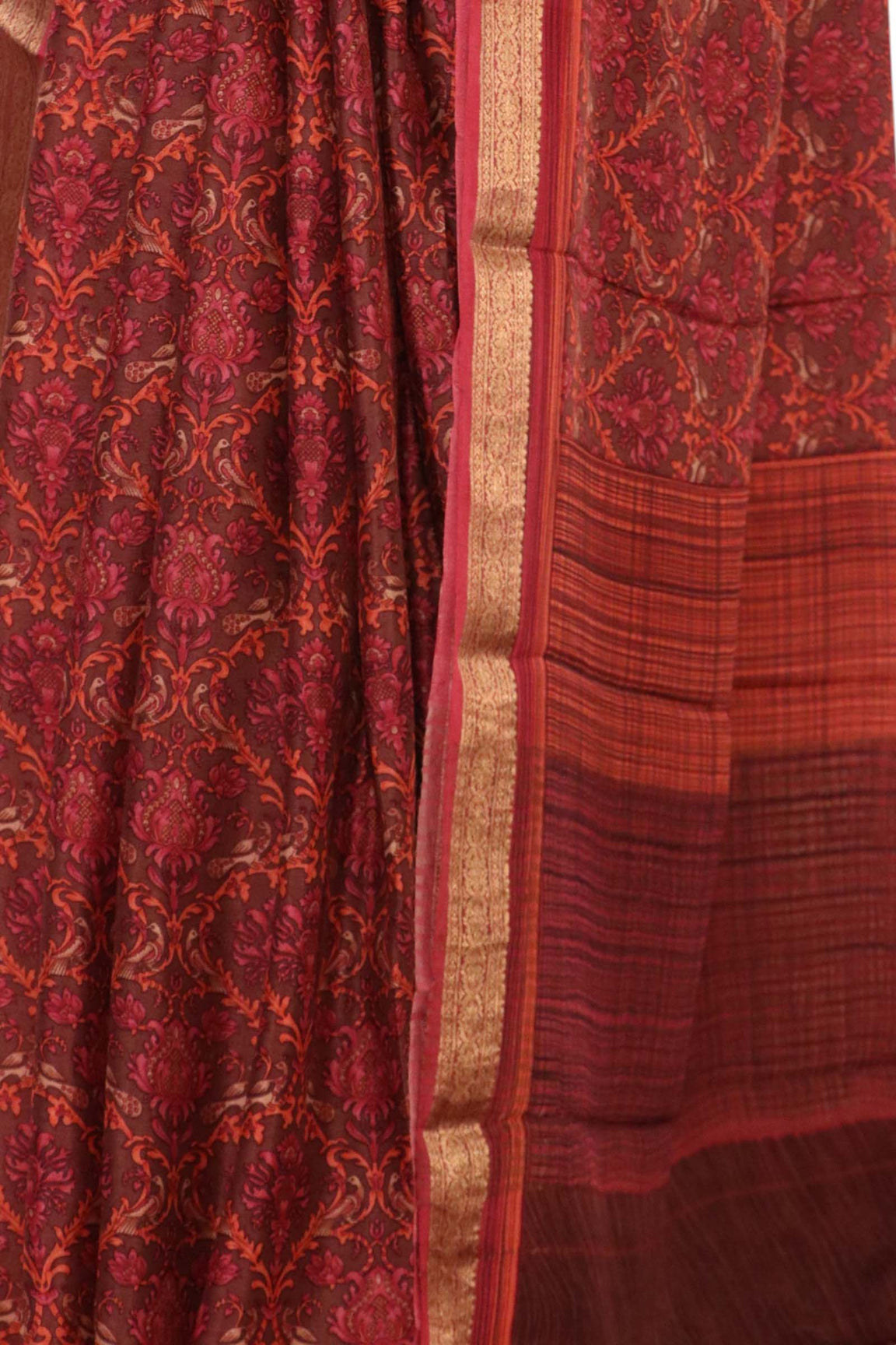 Pure Floral Zari Crepe Silk Saree AL206172