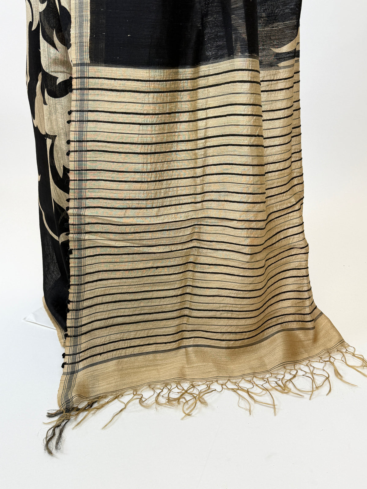 al205709 - pallu image