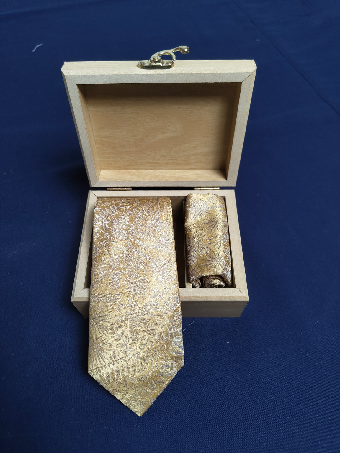 Silk Tie AM201207 - Tie Image