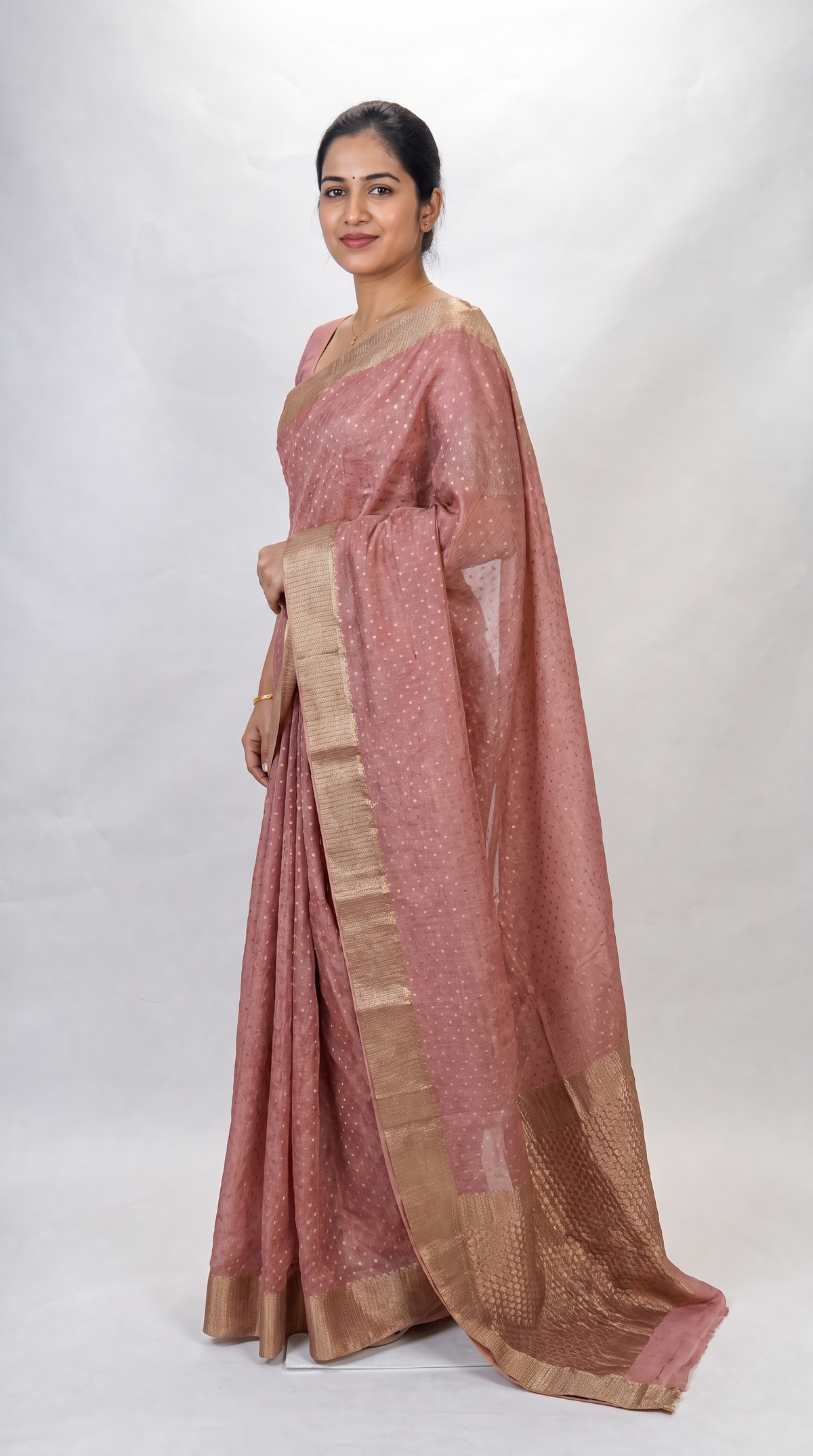 am200823 - side view