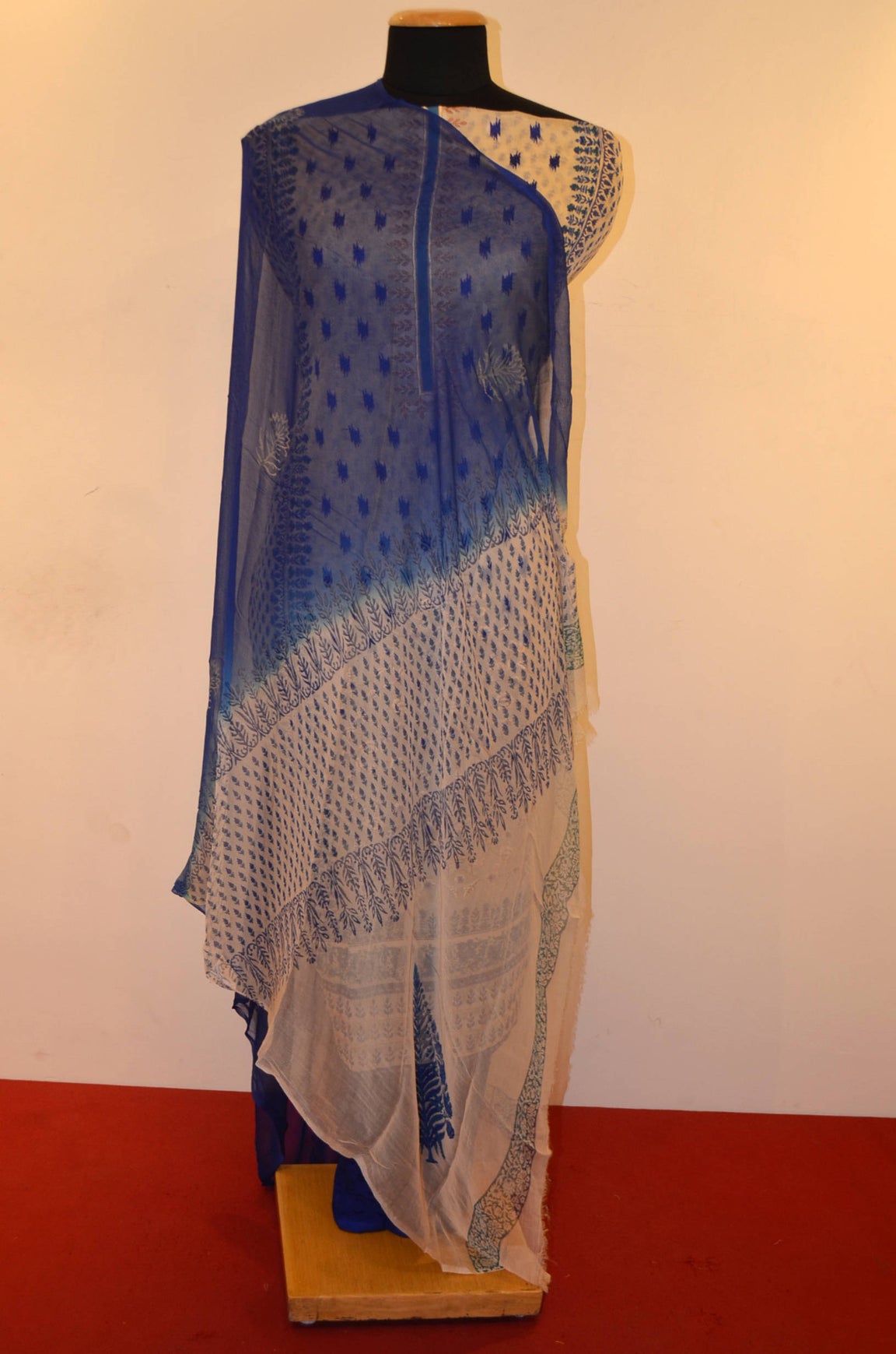 Exclusive &amp; Special Embroidery Pure Cotton Suit AD200524