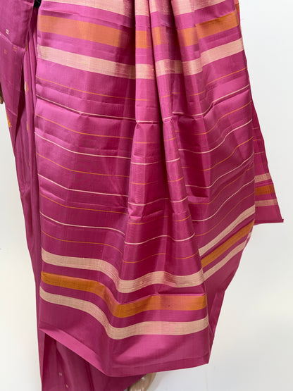 AM202011 - Pallu Image