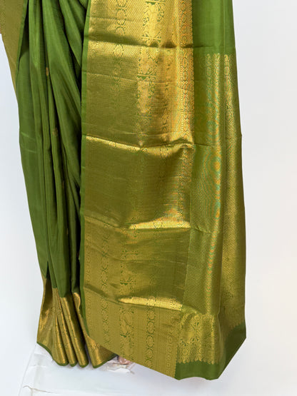 AL202085 - Pallu Image