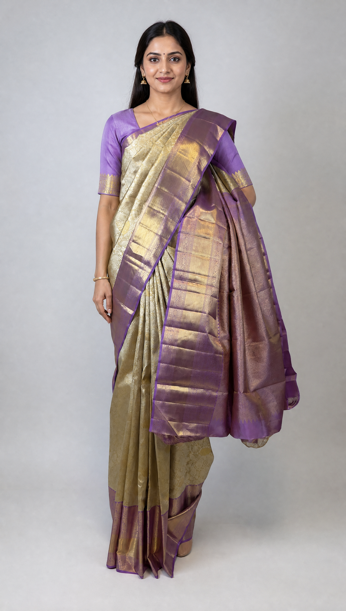 AM201067 - Front View