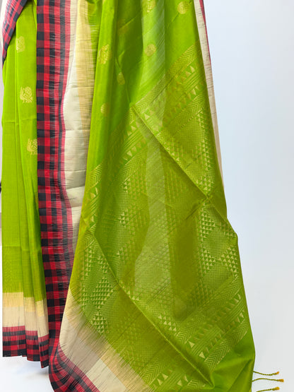 AM202433 - Pallu Image