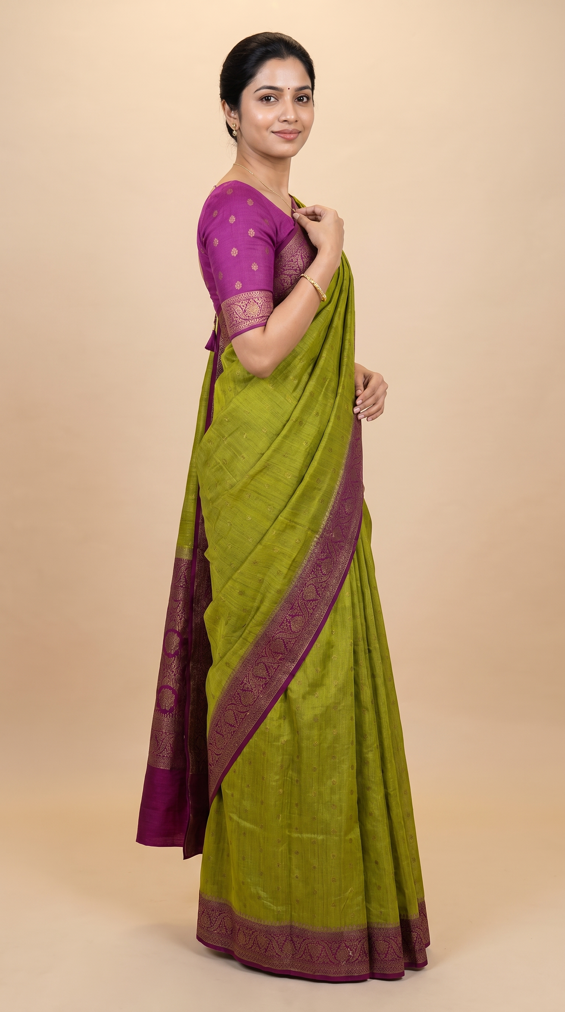 AL205829 - Side View