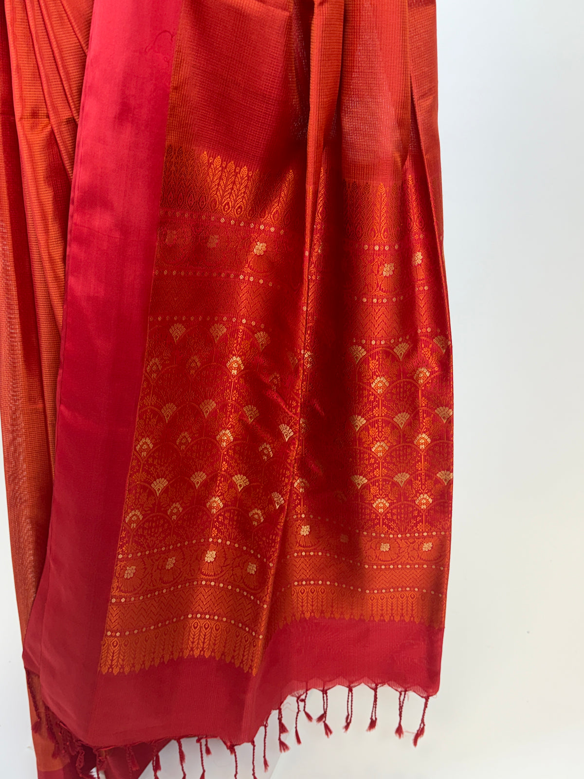 am202524 - pallu image