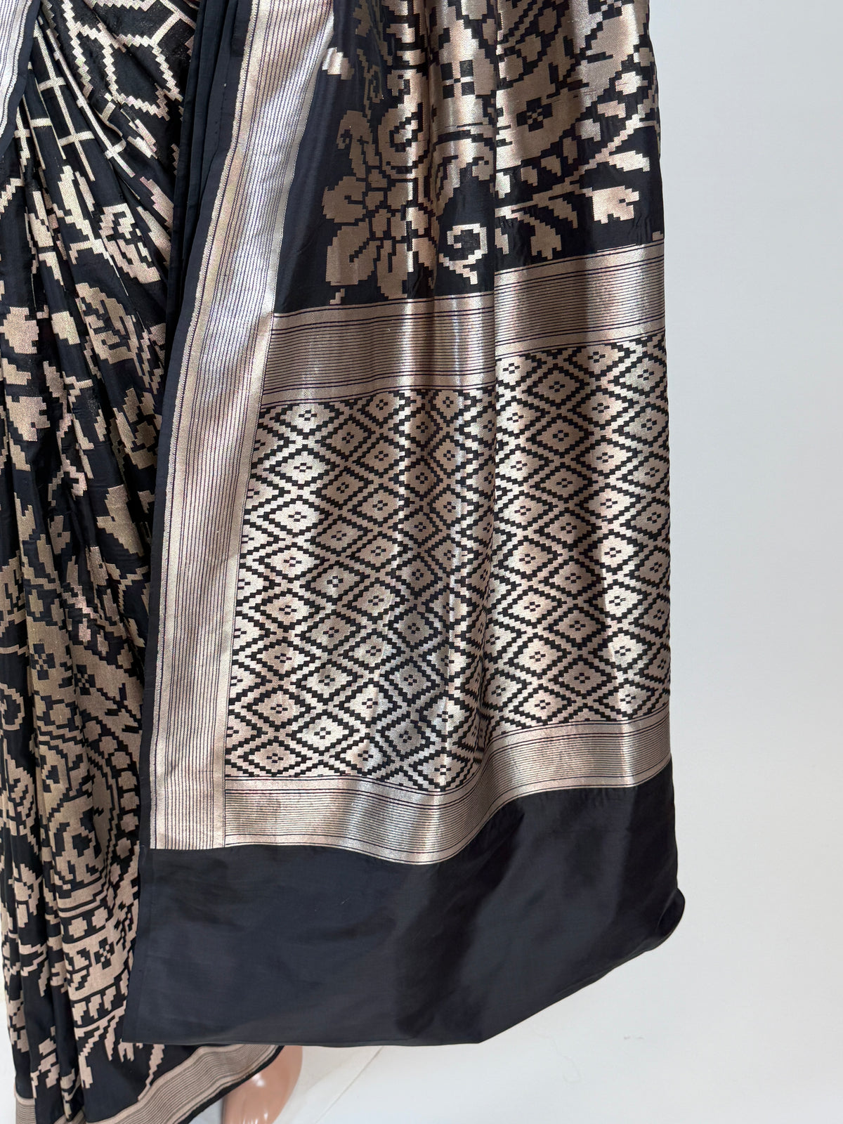aj207421 - pallu image