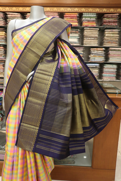 AM200771 - Pallu Image