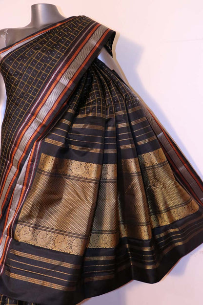 Handloom Soft Thread Weave Kanjeevaram Silk Saree AJ200178