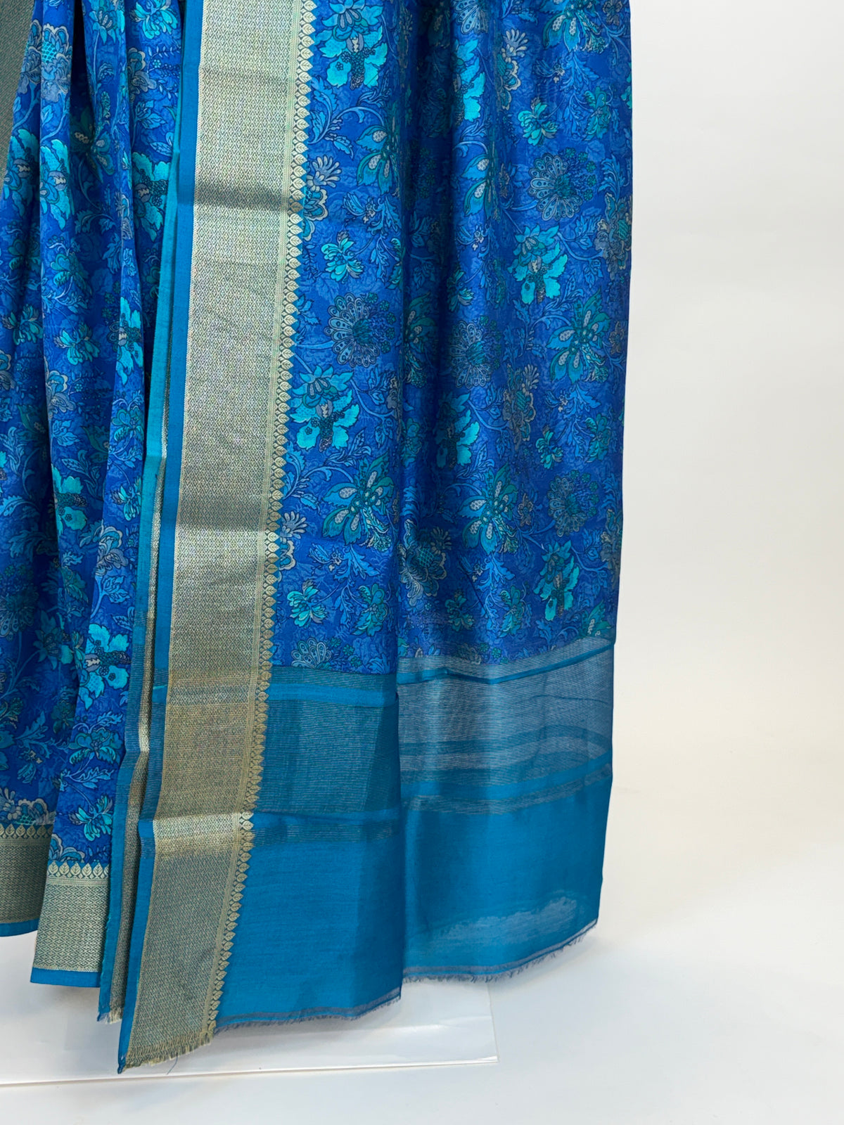 al213395 - pallu image