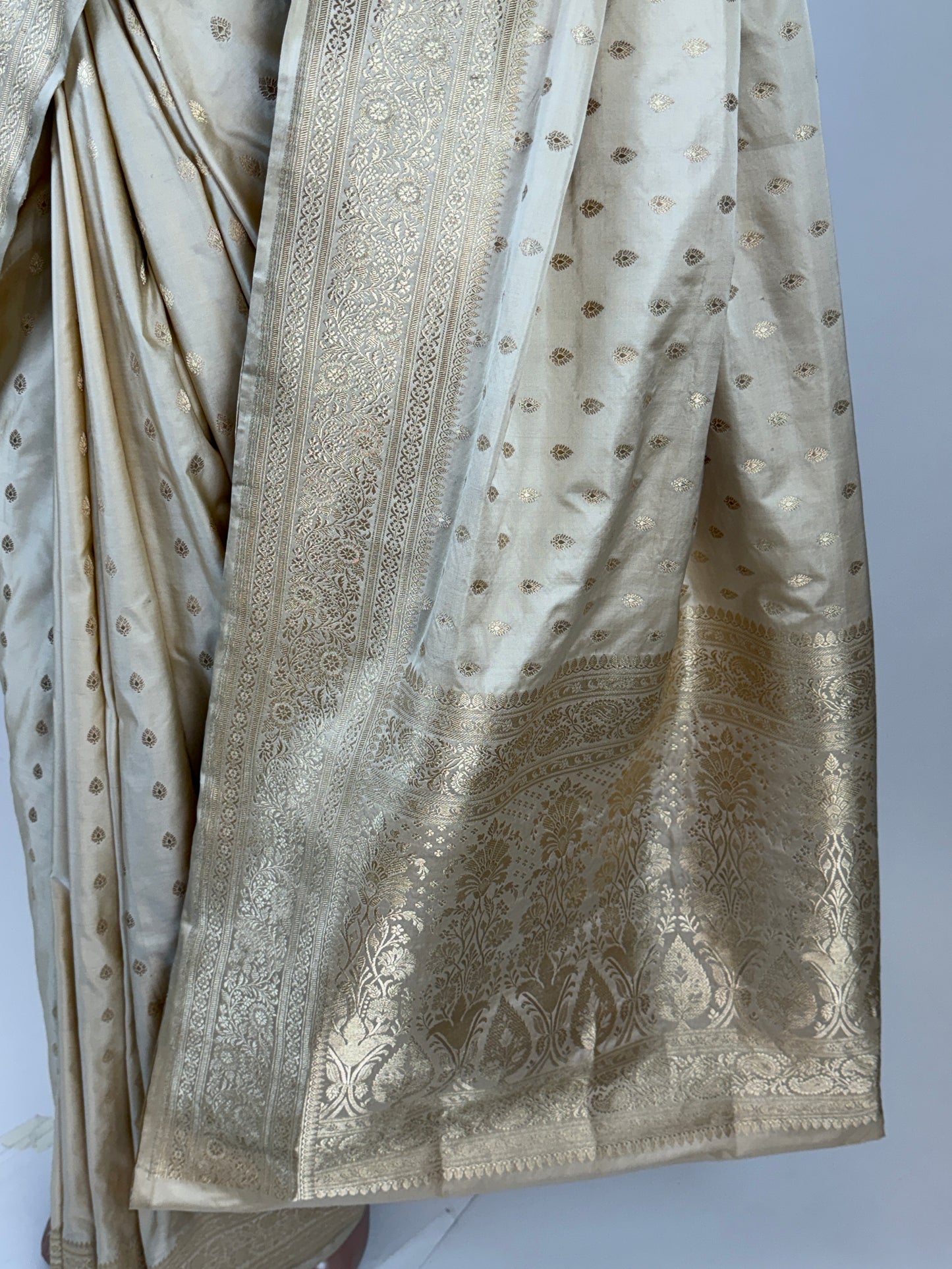al200684 - pallu image