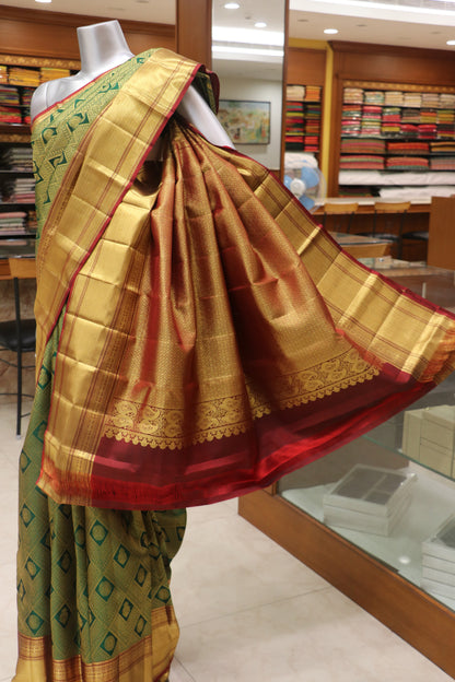AM201131 - Pallu Image