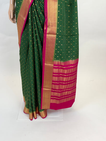 AM201103 - Pallu Image