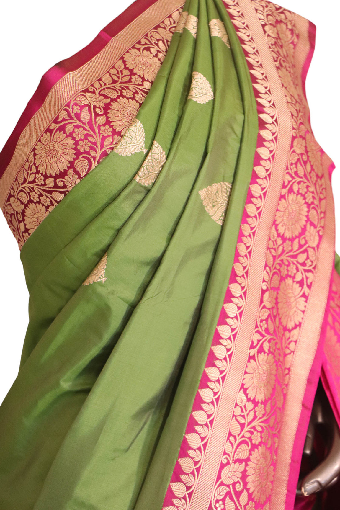 Contrast Classic Wedding Banarasi Silk Saree AJ212323