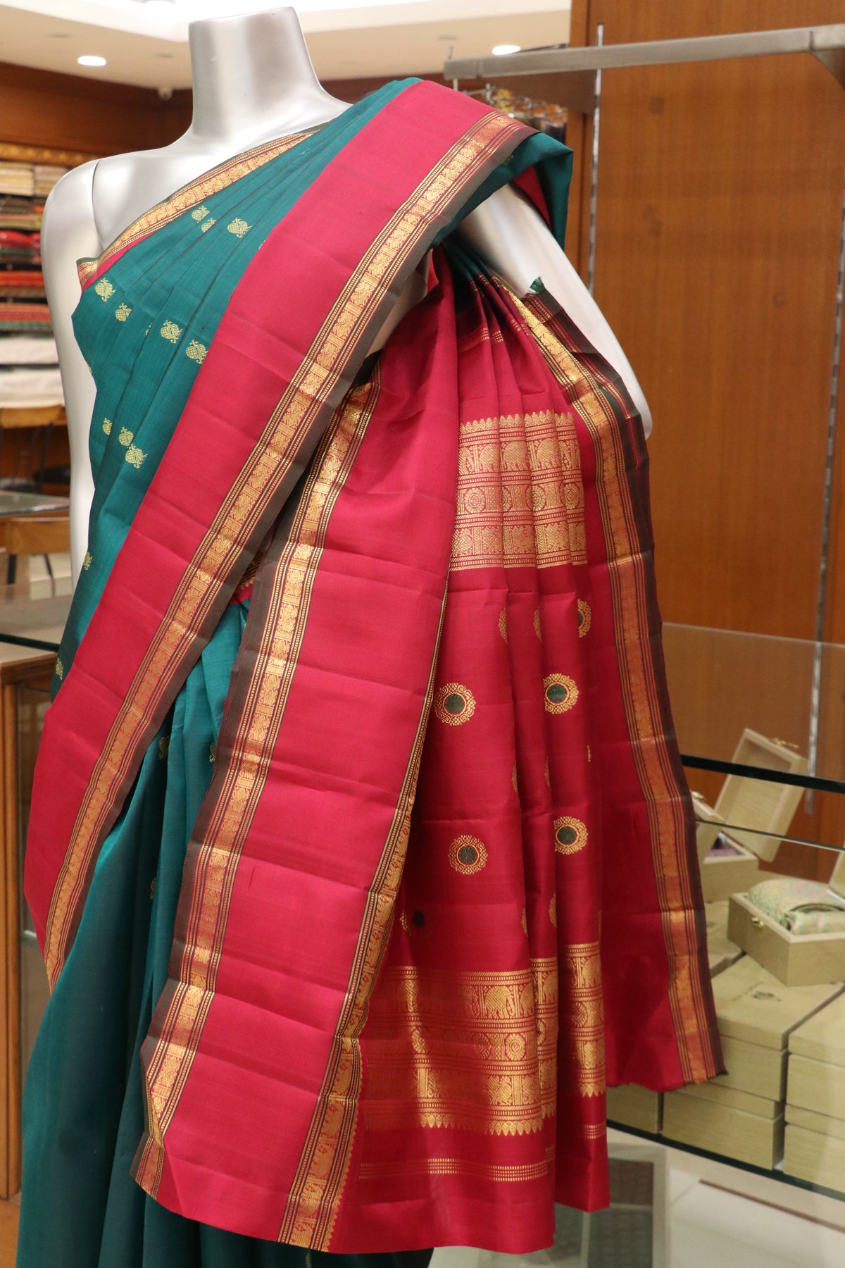 am201120 - pallu image