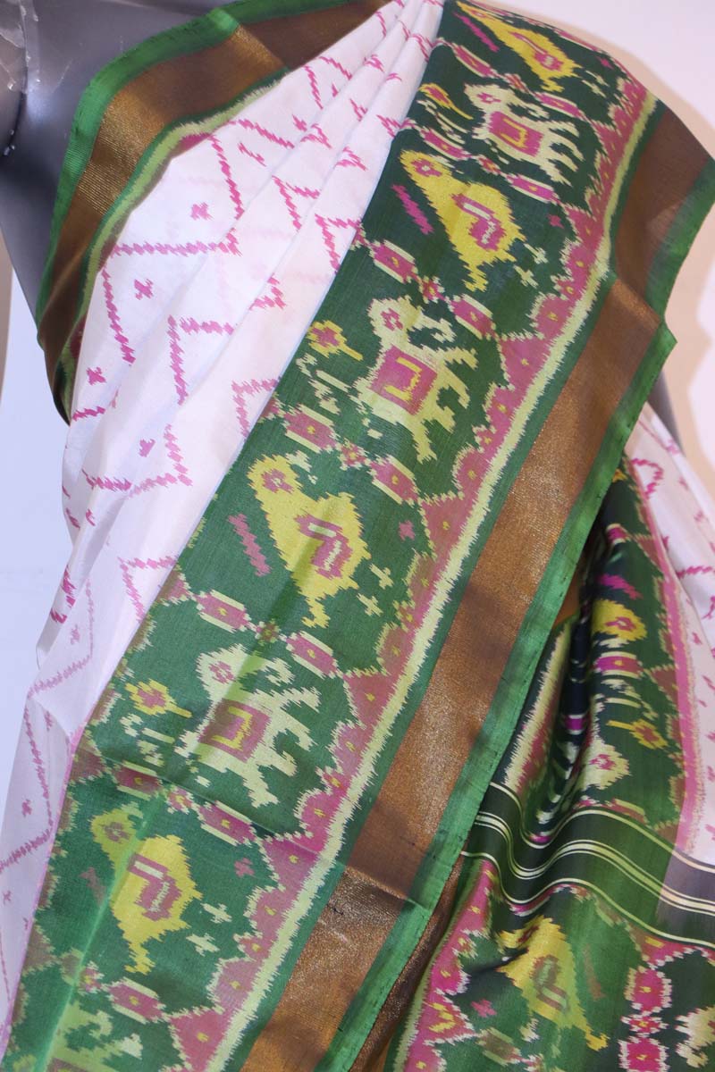 Exclusive Handloom Ikat Patola Silk Saree AI214267