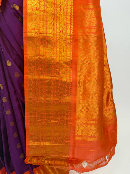 AI203512 - Pallu Image