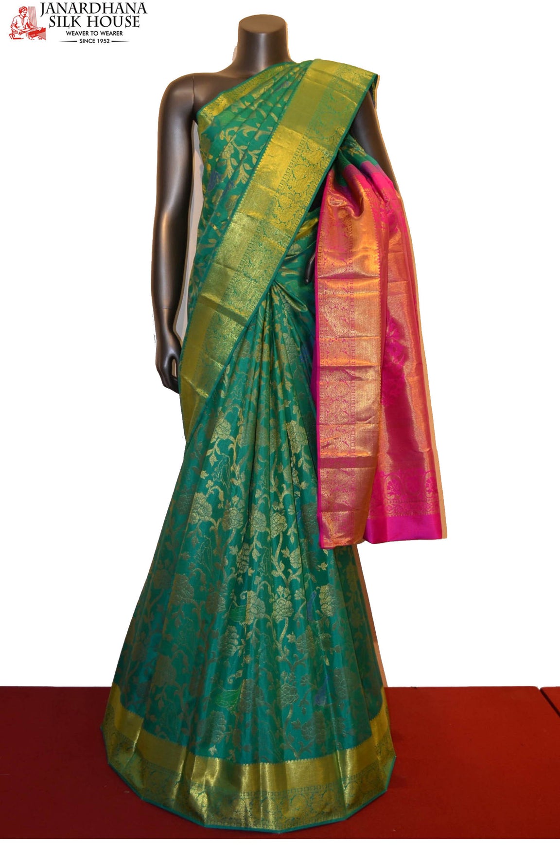 Grand &amp; Exclusive Wedding Kanjeevaram Silk Saree AE205040