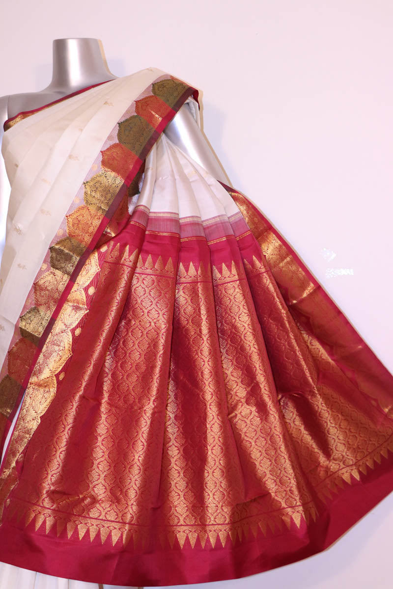 Handloom Pure Kanjeevaram Silk Saree AI212573