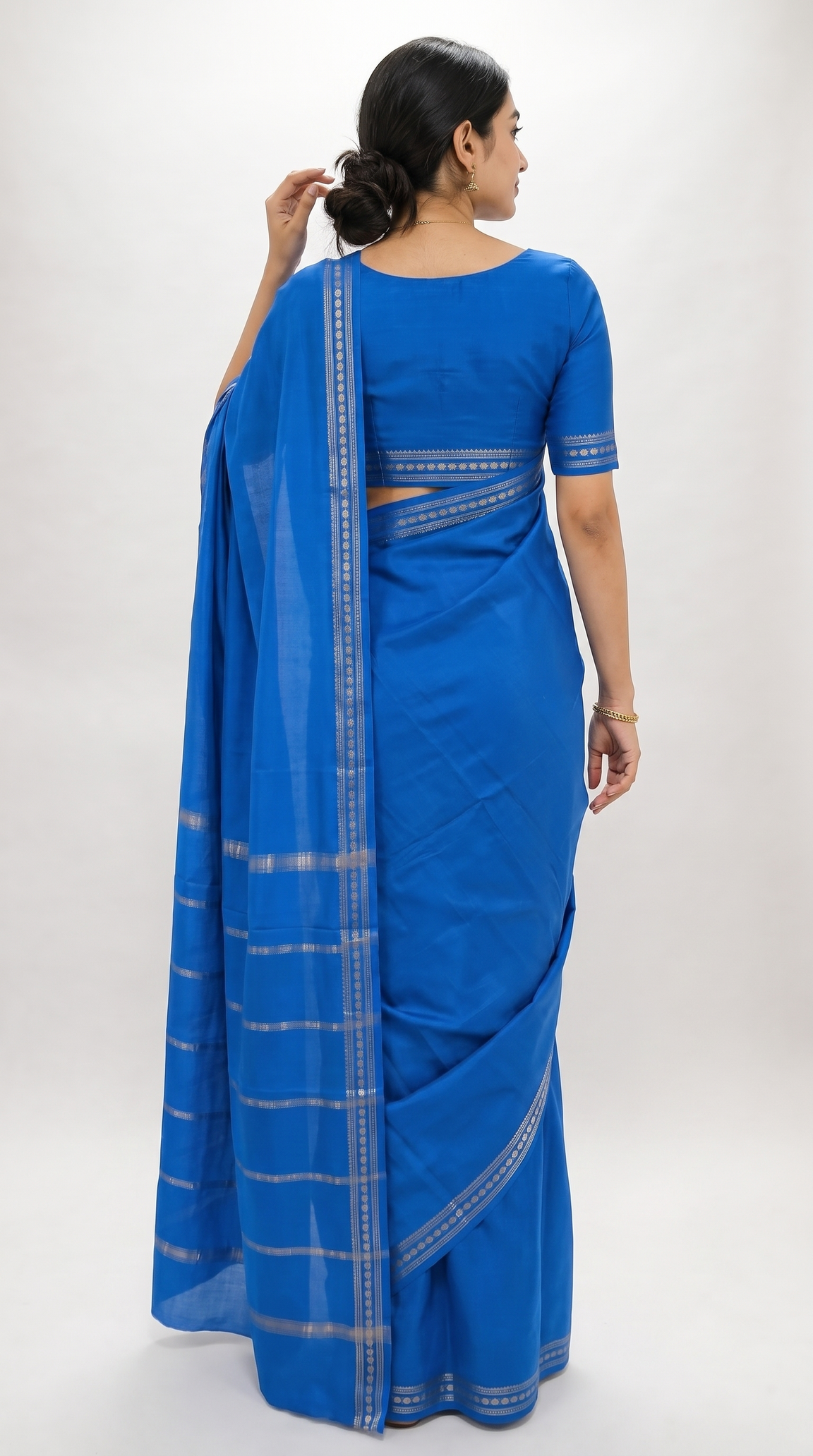 AM202716 - Back View
