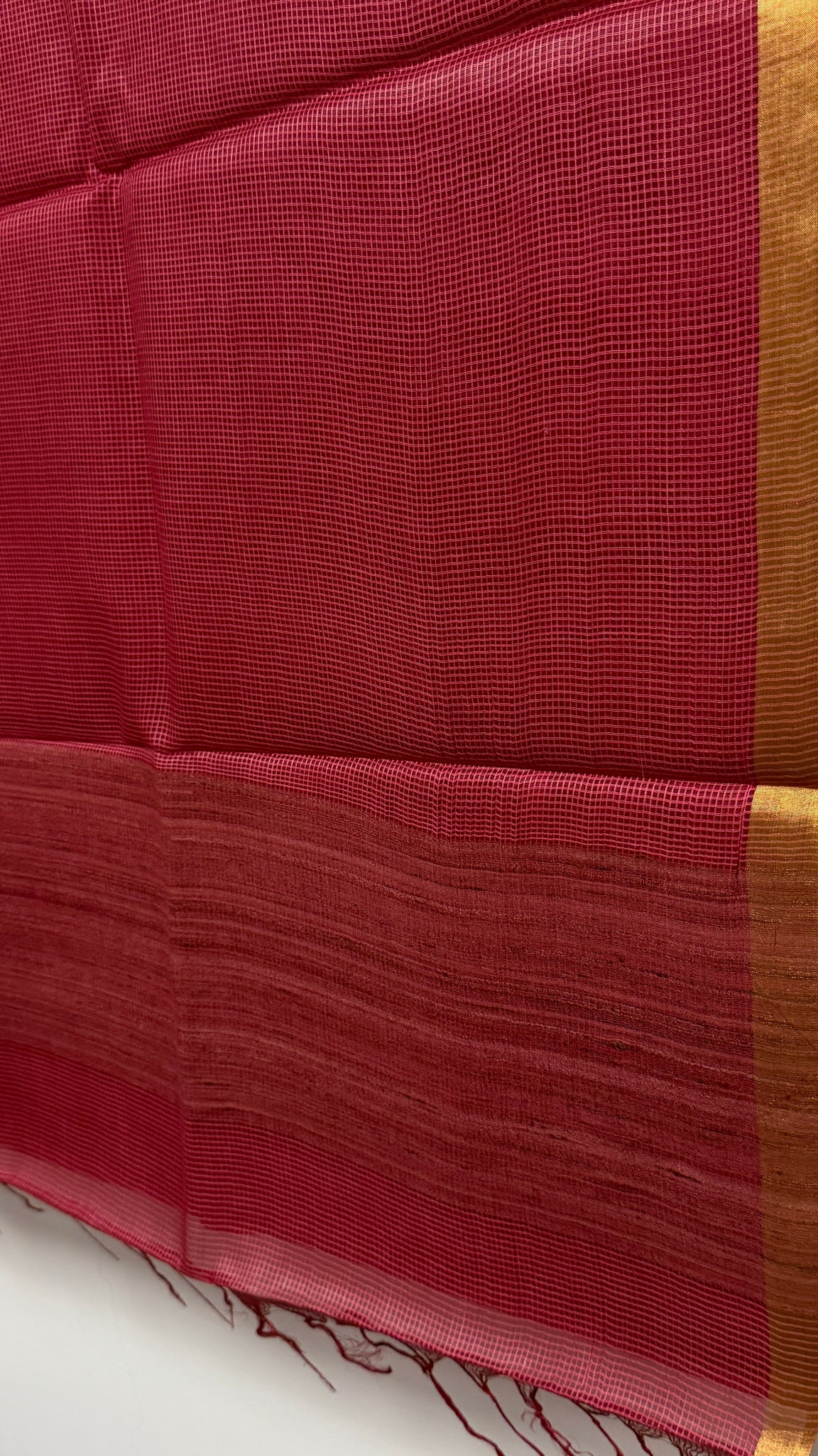 AL203175 - Pallu Image