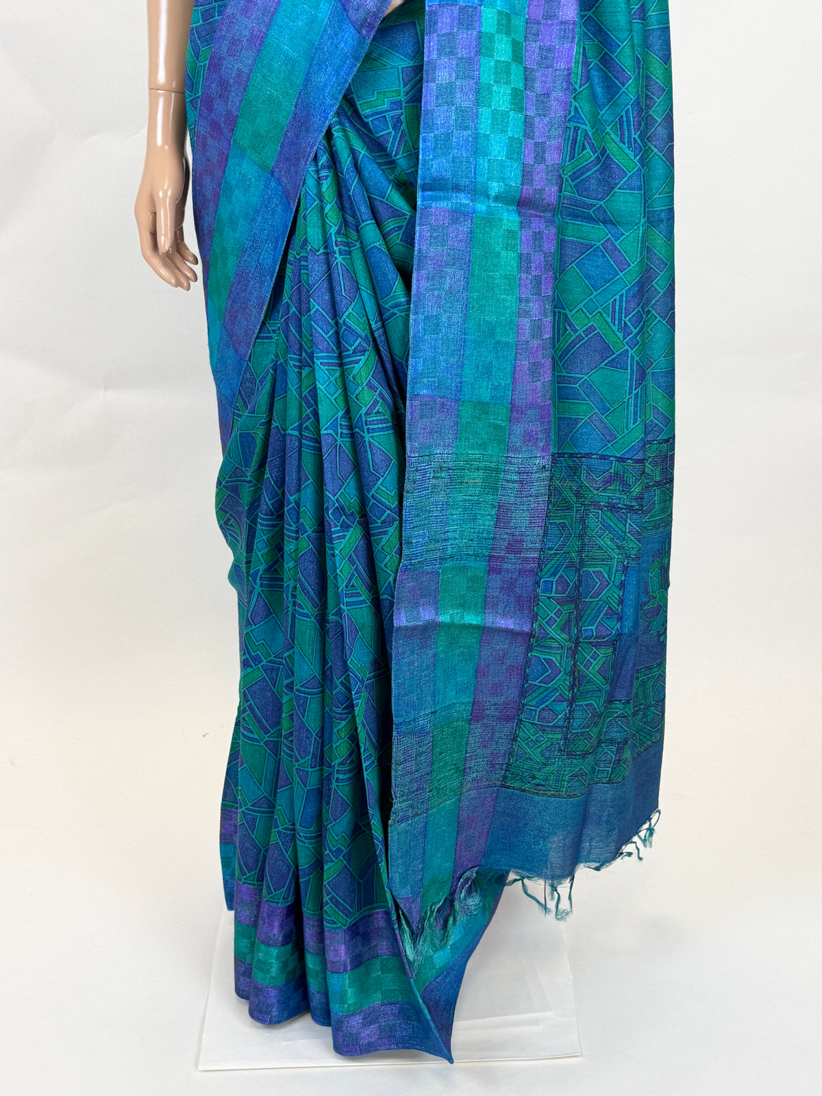 al203698 - pallu image