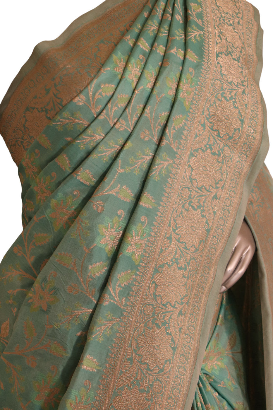 Grand Floral Wedding Banarasi Silk Saree AJ209232