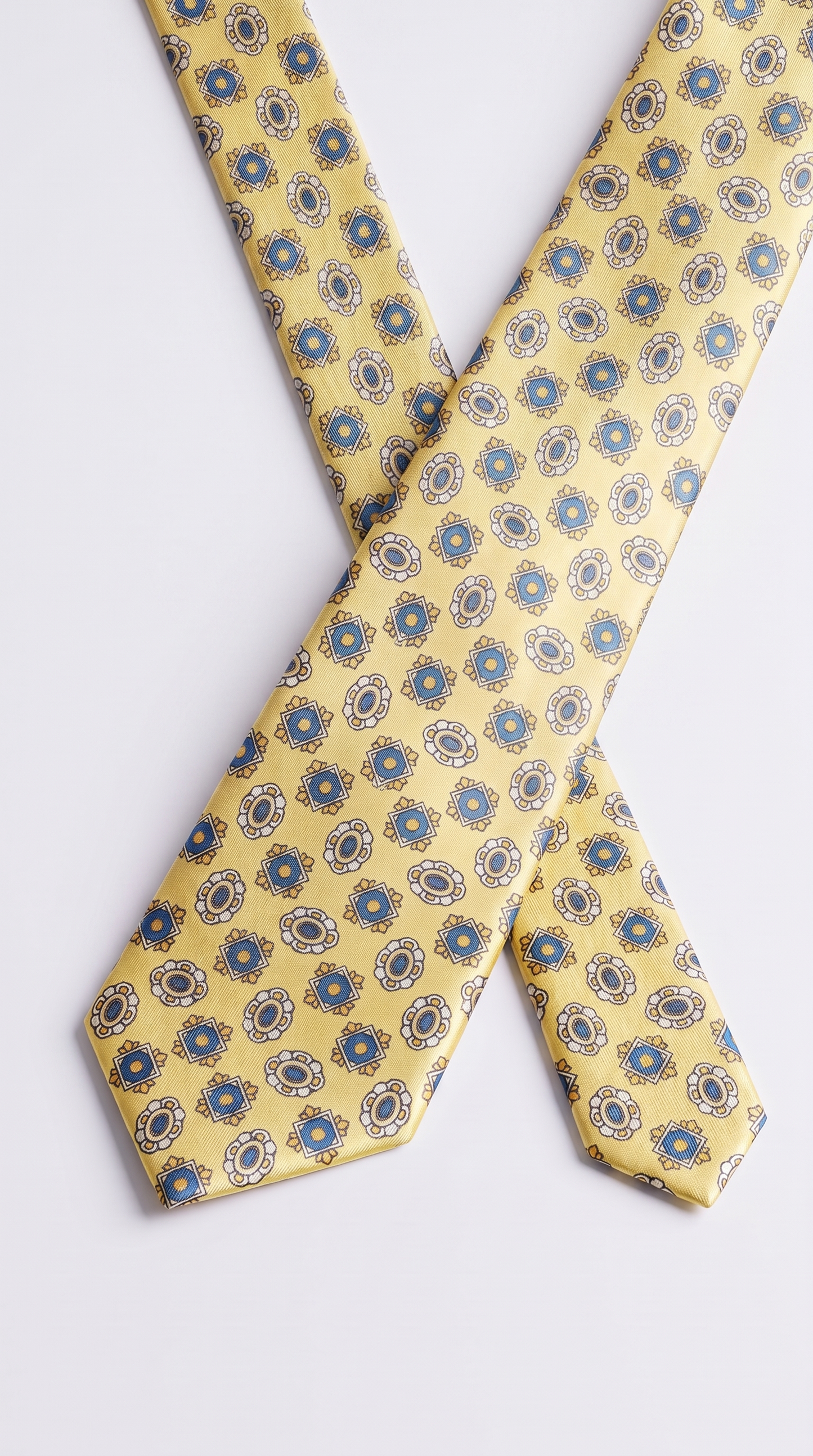 silk tie am201246 - diagonal close-up detail view