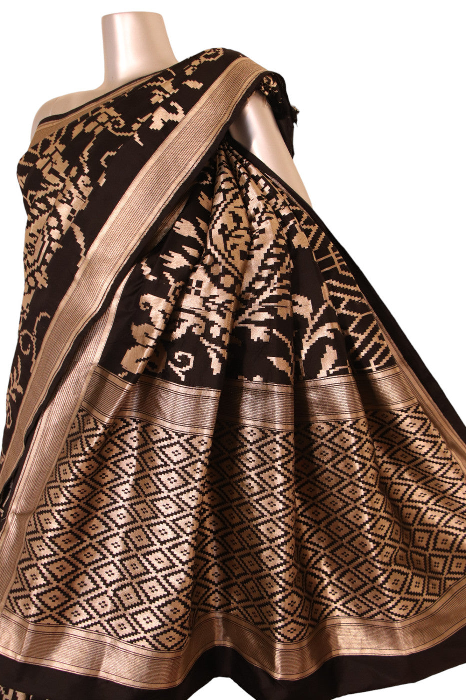 Exclusive Designer Black Banarasi Silk Saree AJ207421