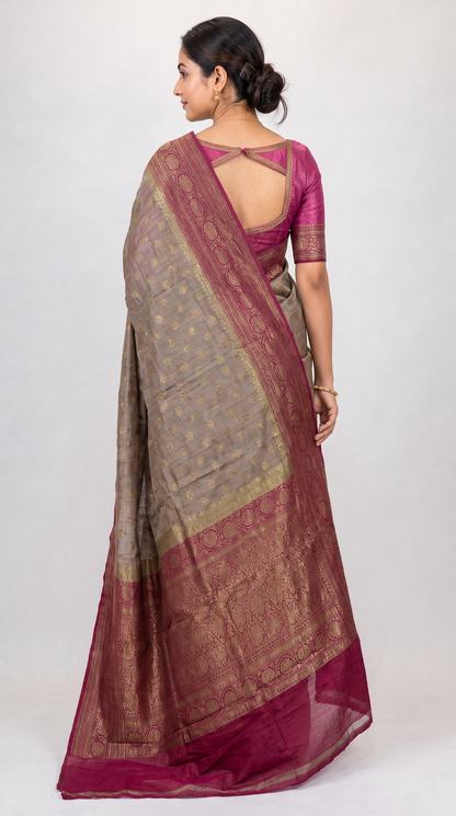 AL205847 - Back View