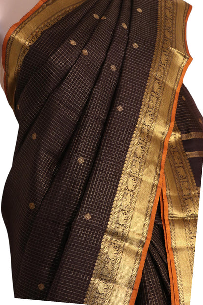Pure Handloom Checks Chakram Kanjeevaram Silk Saree AK207378