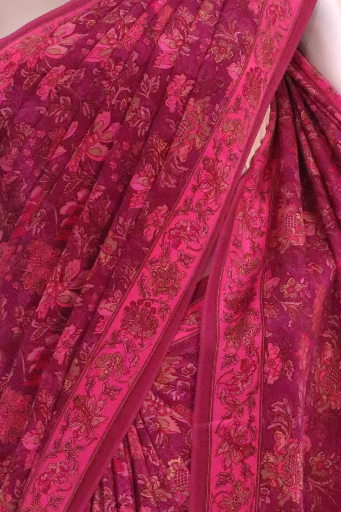 Floral  Pure Crepe Silk Saree AL203248