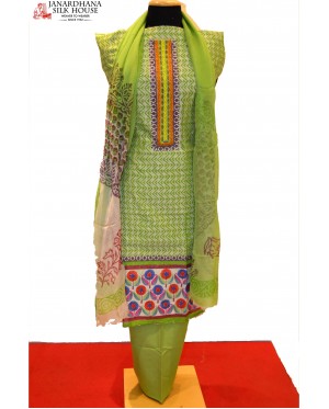 Green ladies Cotton Suit with ..
