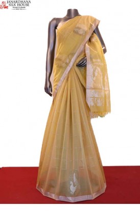 Exclusive & Classic Checks Weave Pure Silk Cotton Saree