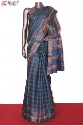 Handloom Printed Tussar Silk Saree