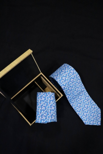 Exclusive Printed Pure Silk Tie & Pocket Square