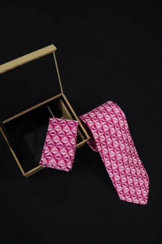 Exclusive Printed Pure Silk Tie & Pocket Square